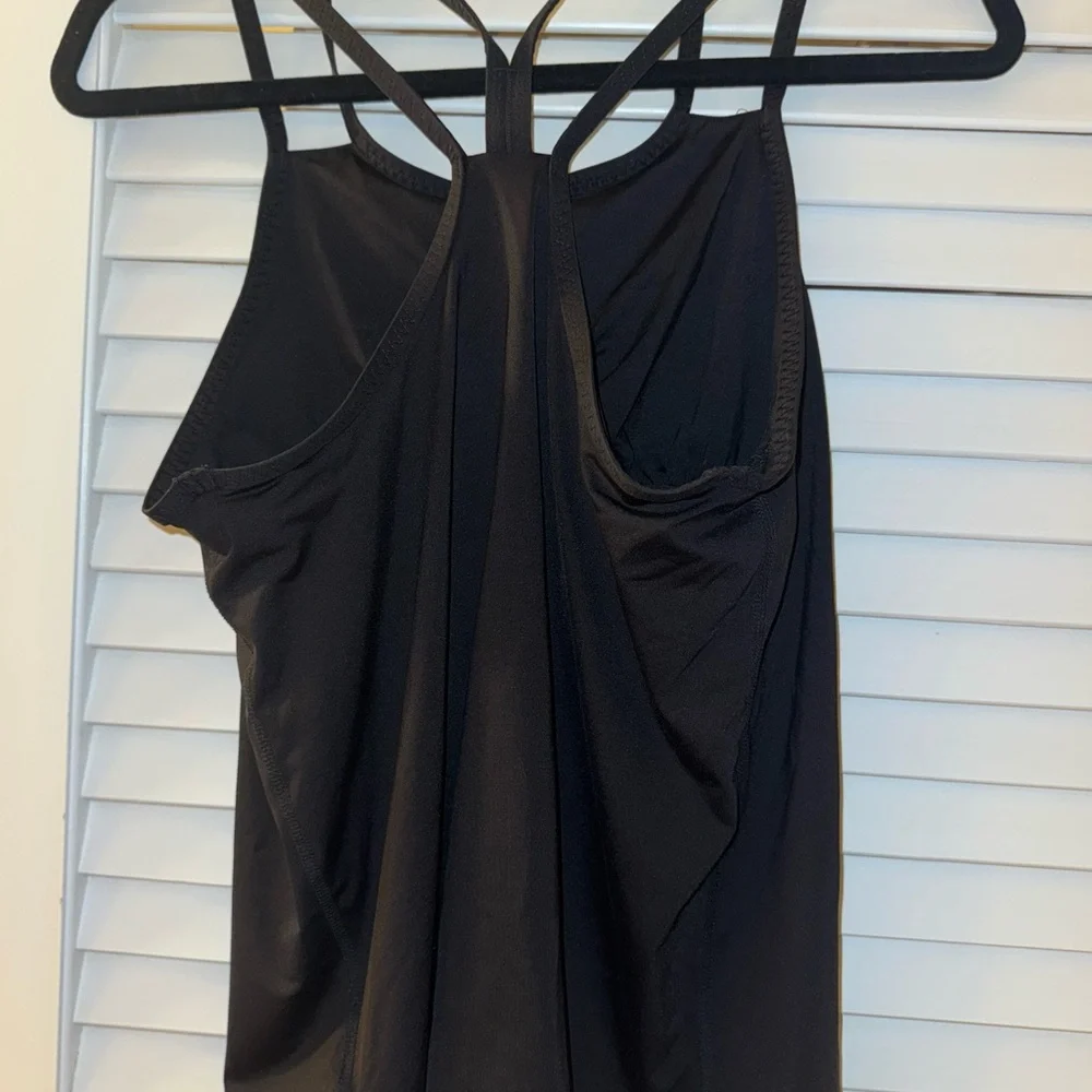 Patagonia Black tank - Picture 5 of 8